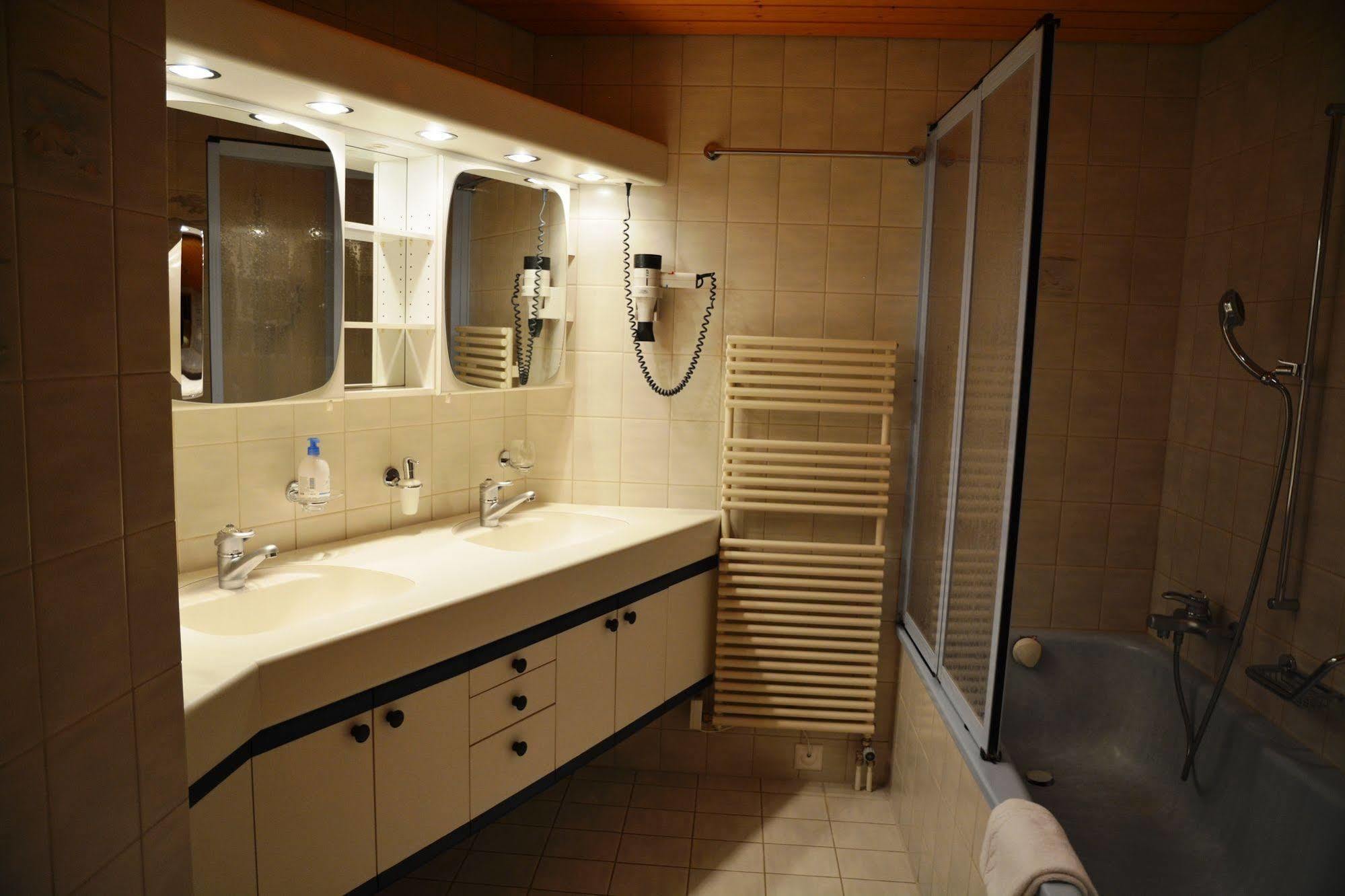 Apartment Stotzhalten 2.5 - Griwarent Ag กรินเดลวัลด์ ภายนอก รูปภาพ